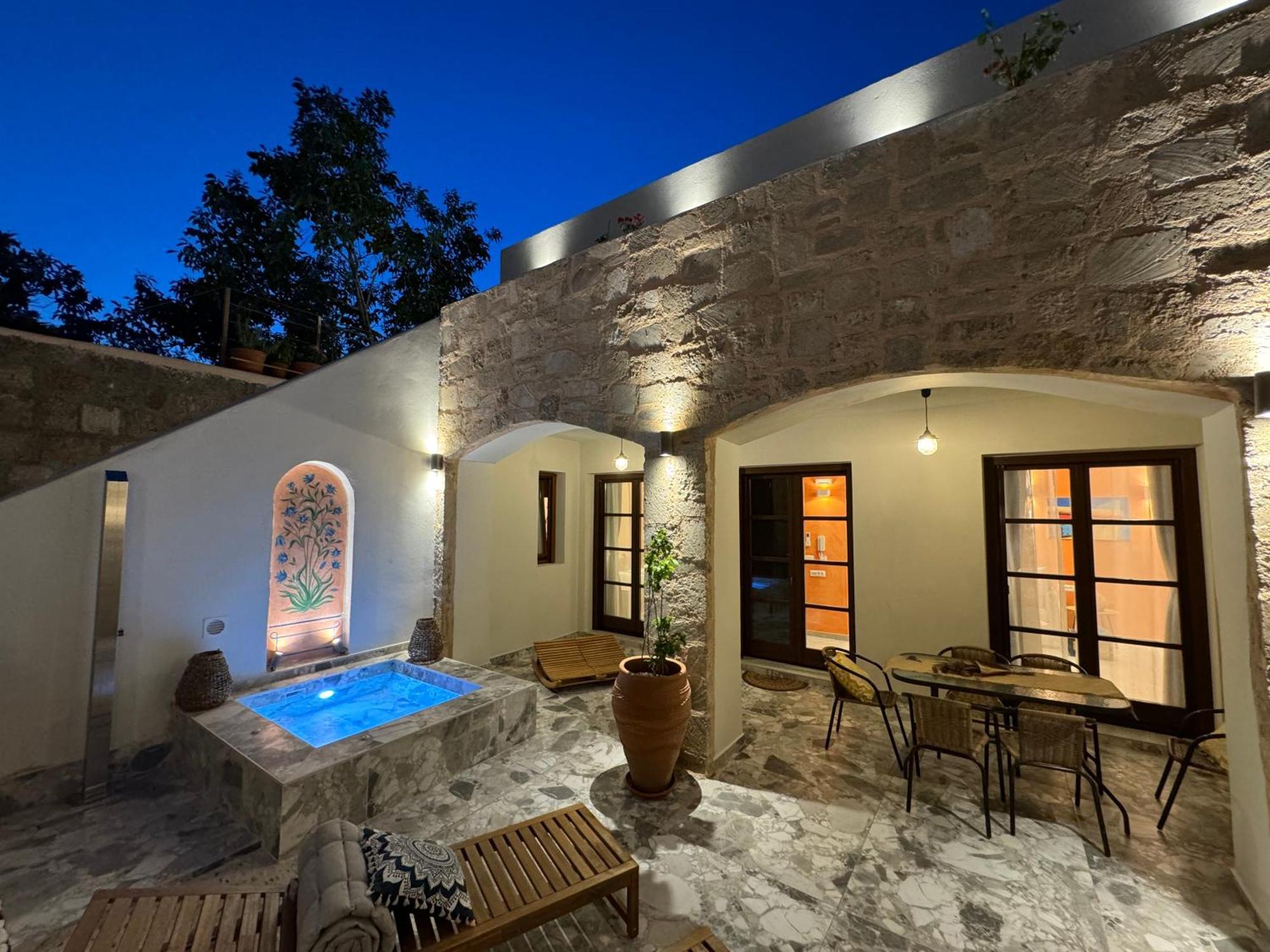 Vetus Vicinato Luxury Homes Rhodes City Exteriör bild